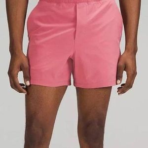 NWT Lululemon Pace Breaker shorts 5” lined Briar Rose size small